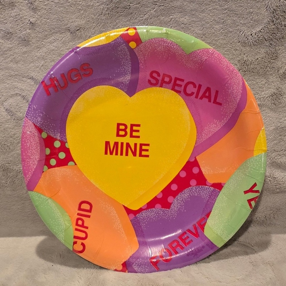 Creative Expressions Sweet Valentine Conversation Heart 7" Paper Plates 8ct NEW